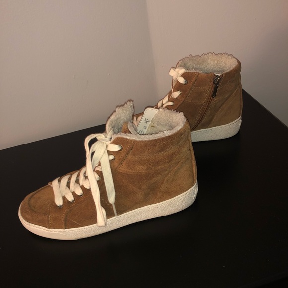 Sam Edelman Britt High Top Sneaker - Picture 4 of 8